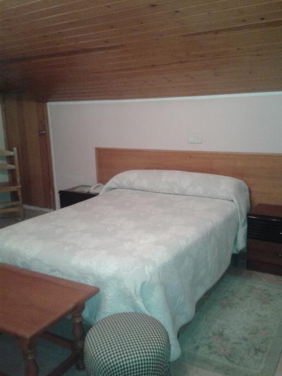 Hotel Bellavista La Puebla De Castro Zimmer foto